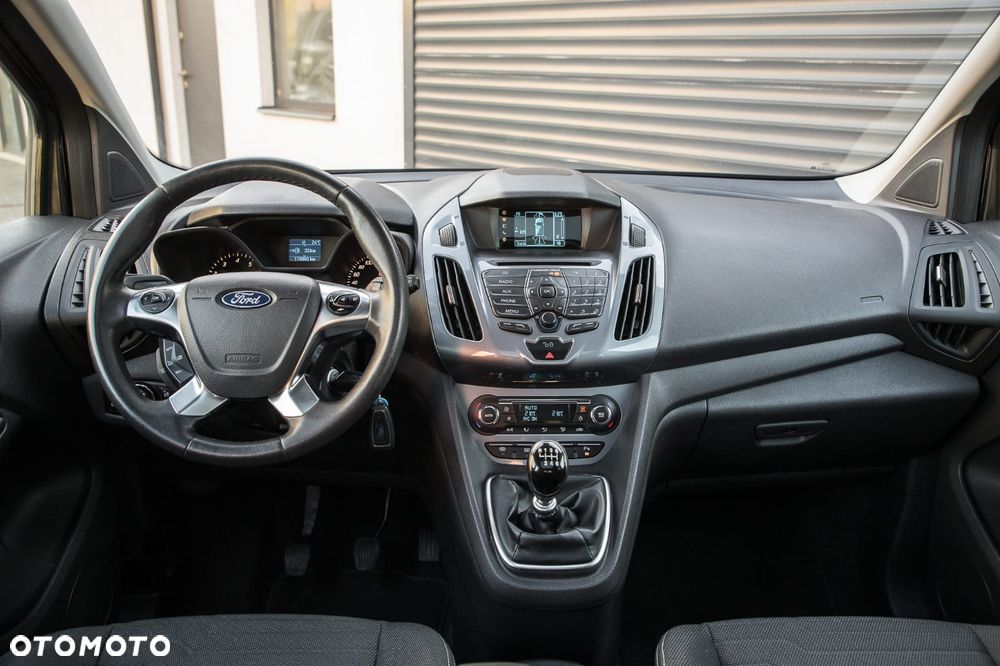 Ford Tourneo Connect 1.0 EcoBoost Start-Stop Titanium - 23