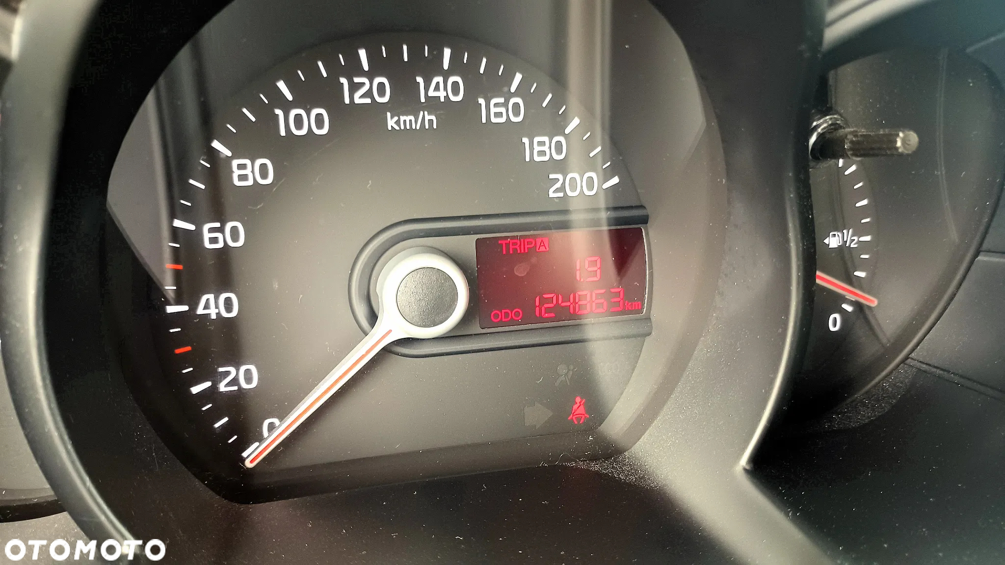 Kia Picanto 1.0 Dream Team Edition - 12