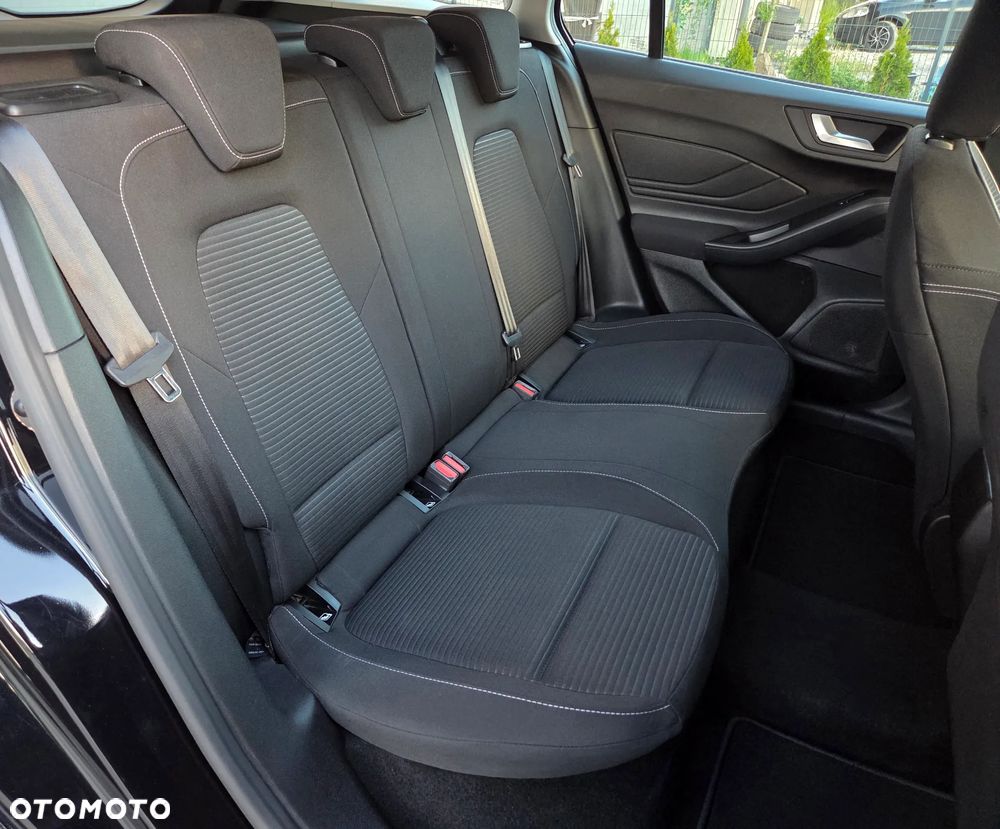 Ford Focus 1.0 EcoBoost Titanium - 17