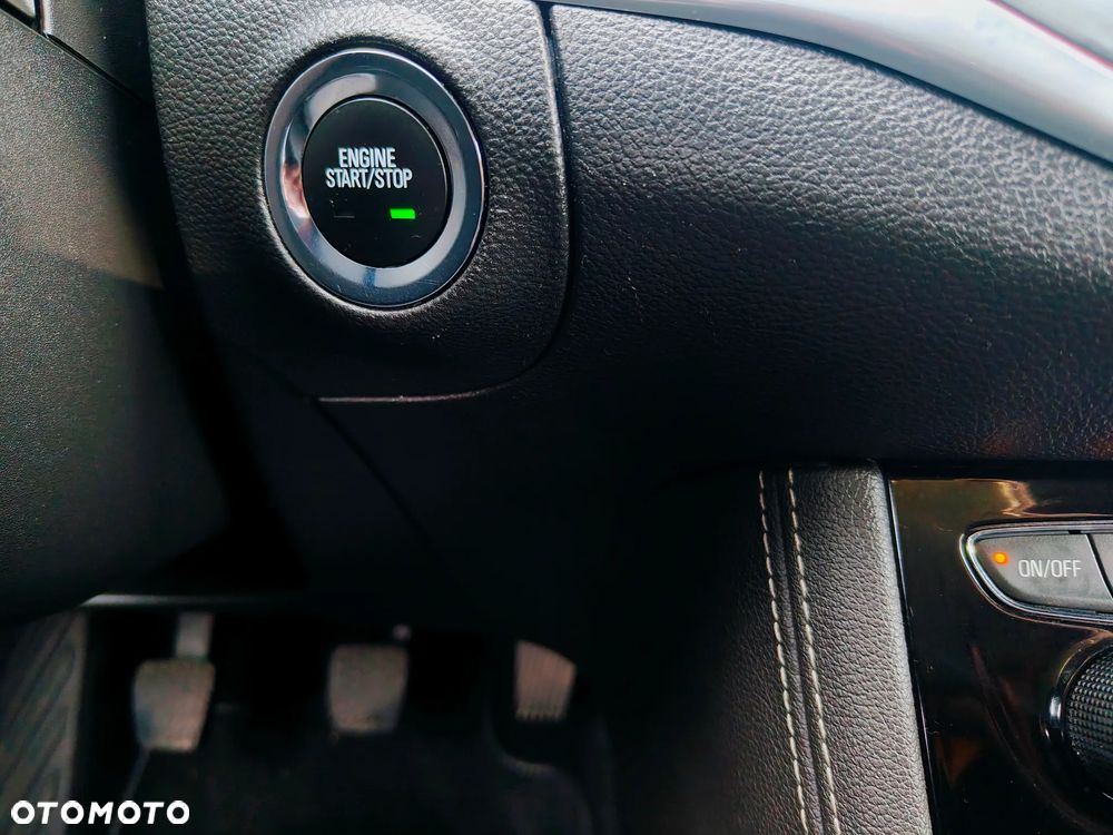 Opel Astra 1.4 Turbo Innovation - 32