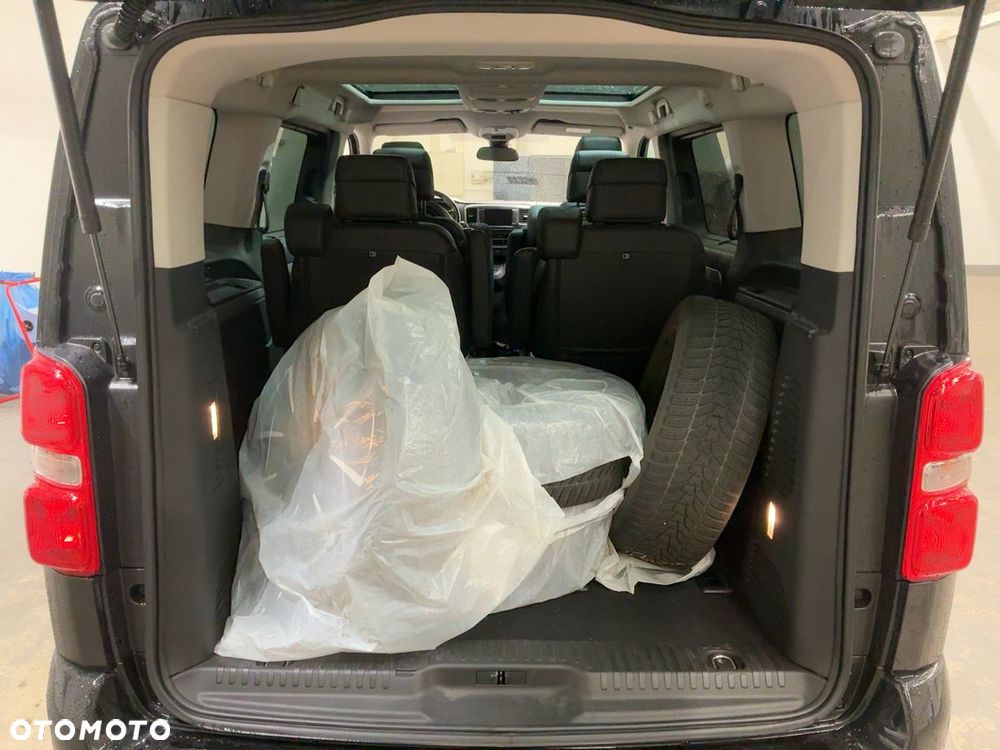 Opel Zafira 2022 photo 4