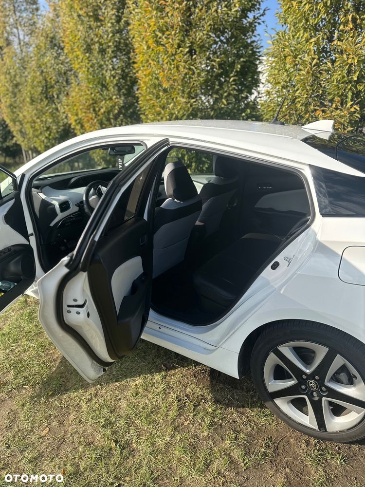 Toyota Prius 1.8 Hybrid Executive - 10