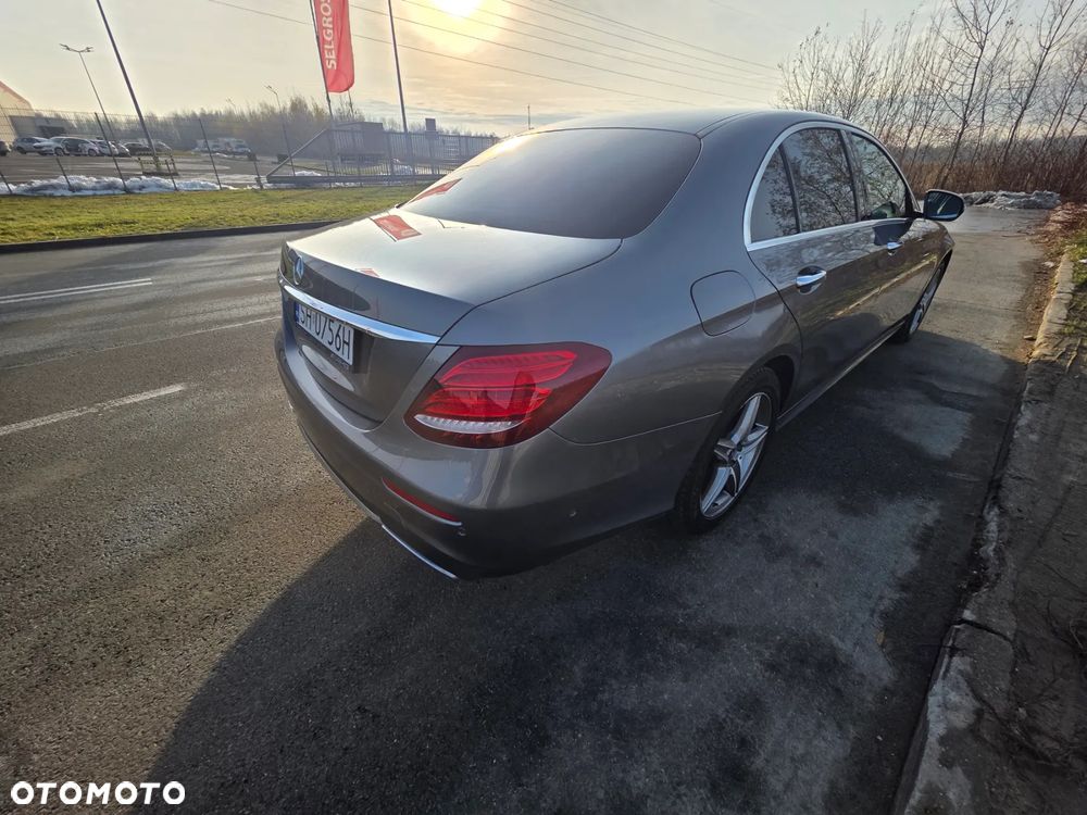 Mercedes-Benz Klasa E 220 d 4-Matic AMG - 22
