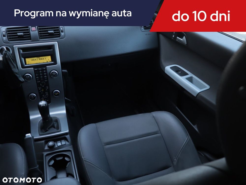 Volvo V50 - 10