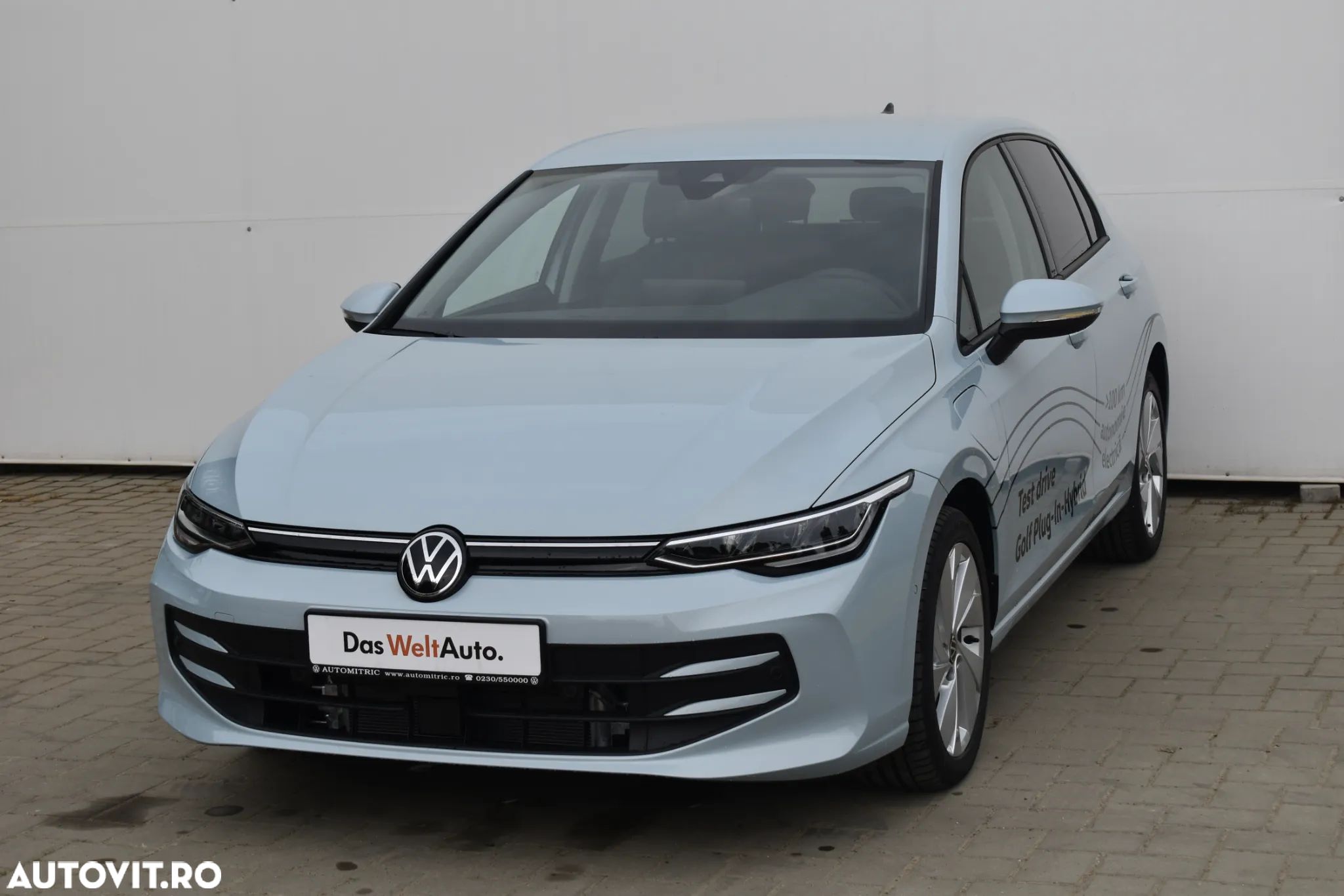 Volkswagen Golf - 1