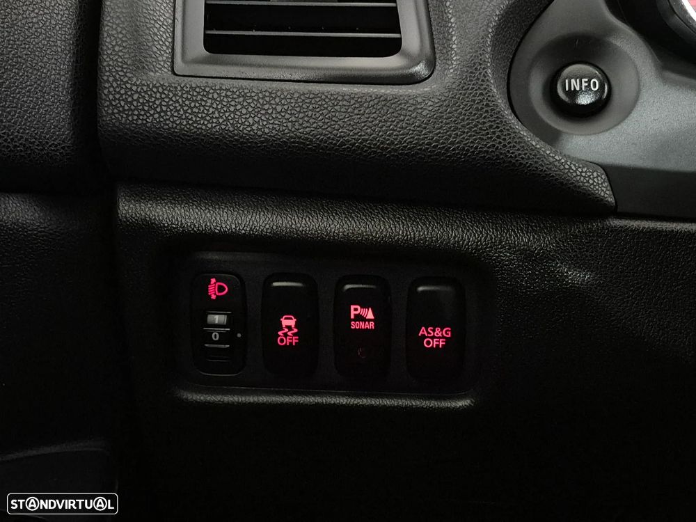 Mitsubishi ASX 1.6 Cross City - 21