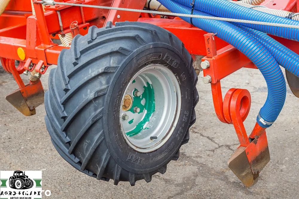 Kverneland KVERNELAND OPTIMA - 12 X 75 + ZBIORNIK NA NAWÓZAWÓZ - 8