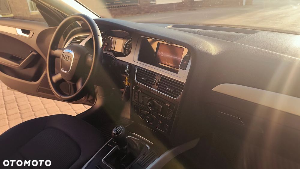 Audi A4 Avant 1.8 TFSI Attraction - 21