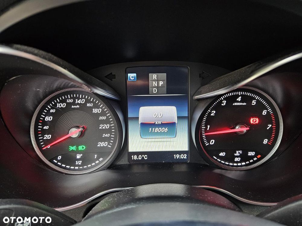 Mercedes-Benz GLC 250 4-Matic - 12