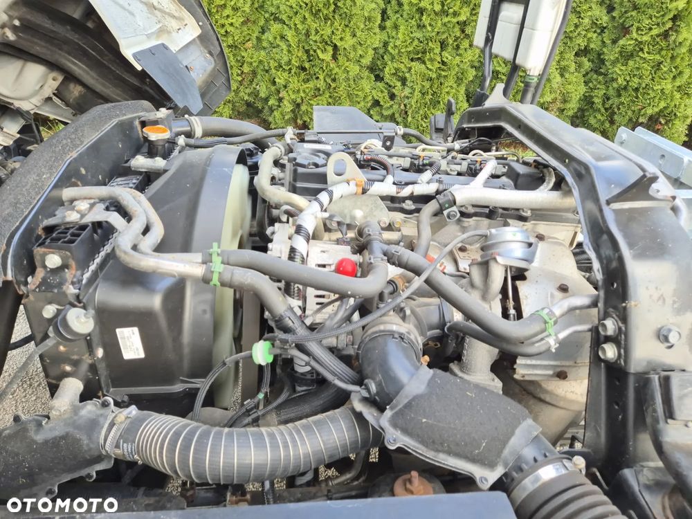 Nissan Nissan NT500/ 3.0Dxi/ 150KM/ Iveco/Wywrotka/ - 9