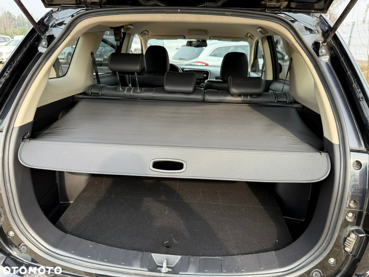 Mitsubishi Outlander - 17