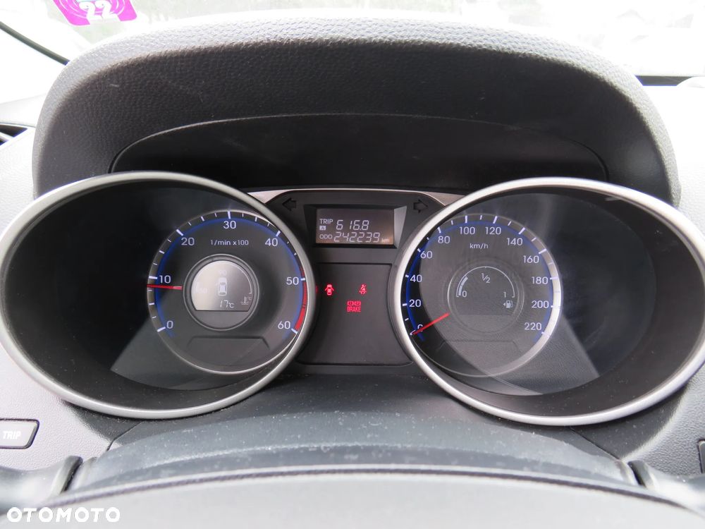Hyundai ix35 1.7 CRDi 2WD Trend - 25