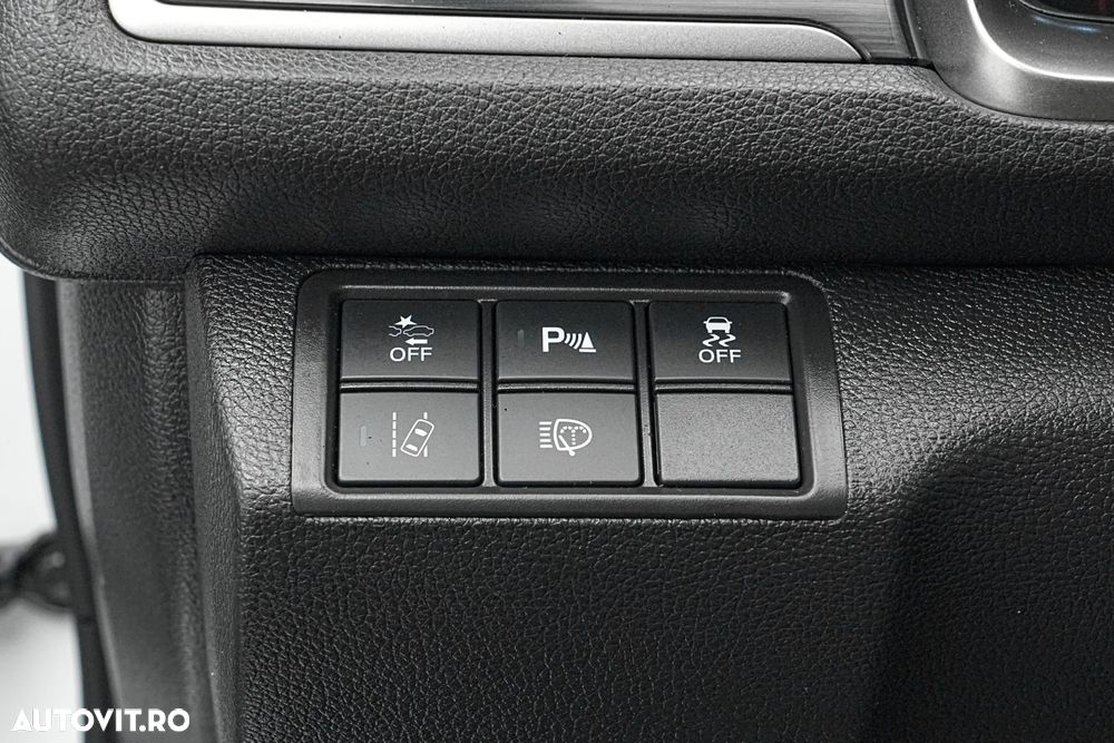 Honda Civic 1.5 i-VTEC Turbo CVT Sport Plus - 23