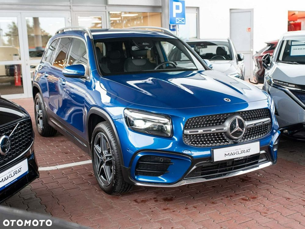 Mercedes-Benz GLB - 4