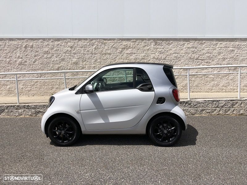 Smart ForTwo Coupé 1.0 mhd Passion 71 Softouch - 3