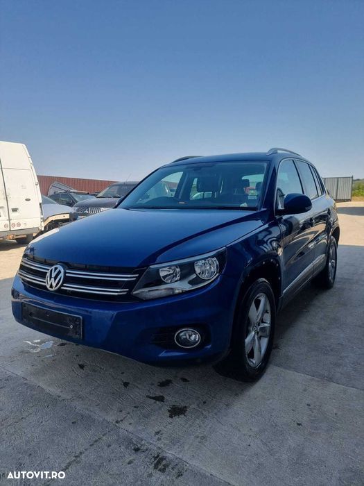 Dezmembrez Volkswagen Tiguan 4*4, 2.0 tdi, Albastru, Carlig remorcare - 1