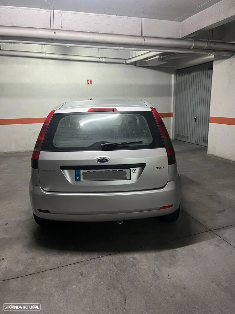 Ford Fiesta 1.4 TDCI Trend - 4