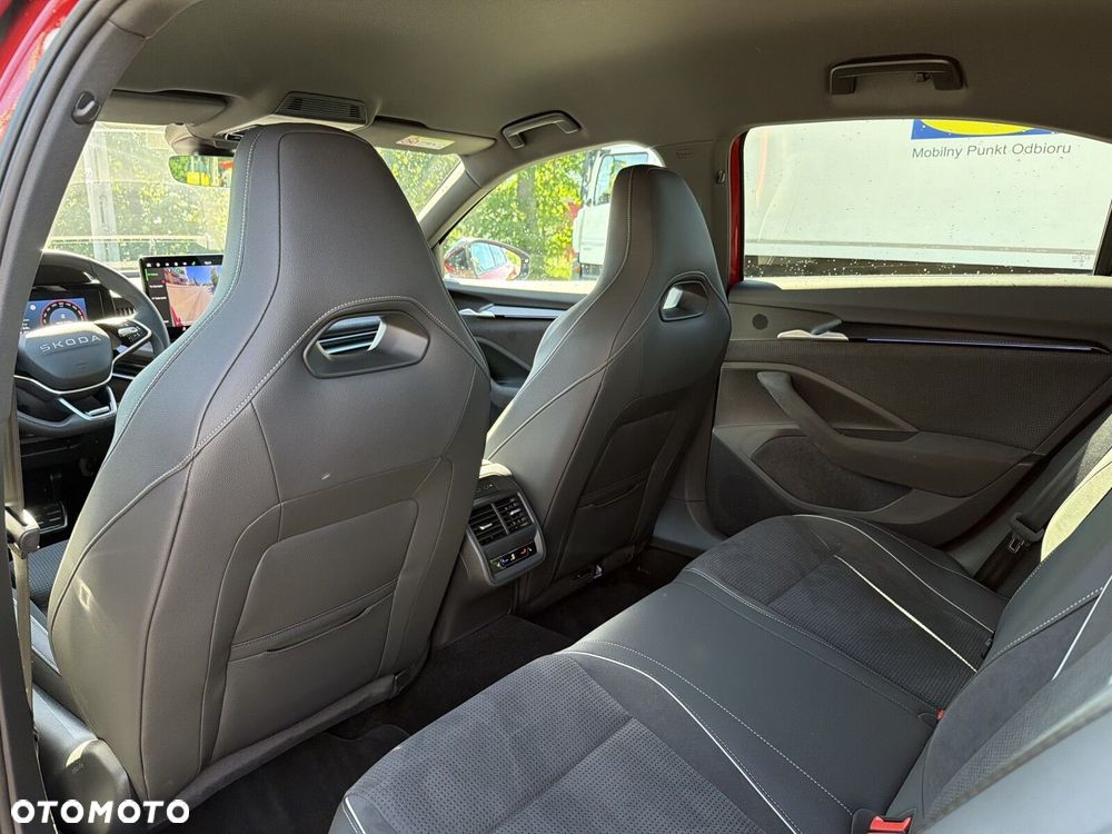 Skoda Superb 2.0 TSI Sportline DSG - 17