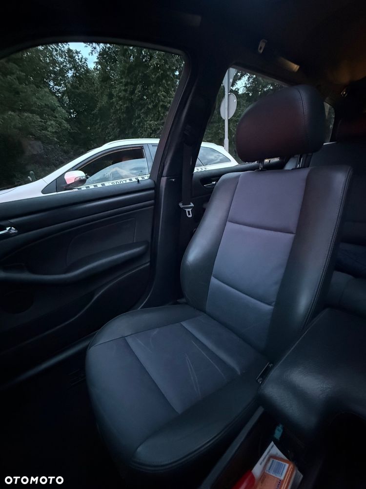 BMW Seria 3 325i Edition Lifestyle - 28