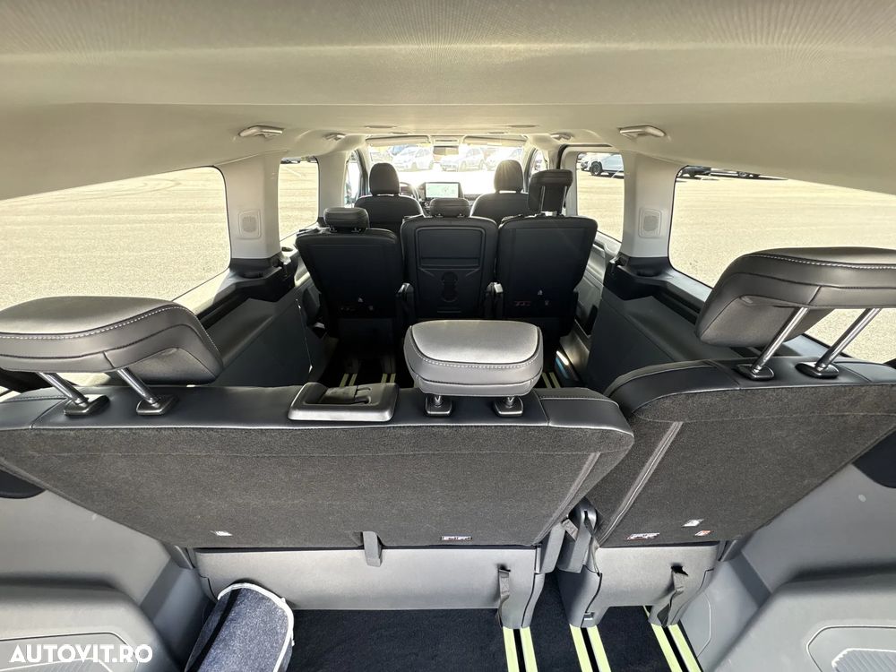 Ford Tourneo Custom Bus 320L 2.0 EcoBlue 136 CP 8AT L2H1 FWD Titanium - 17