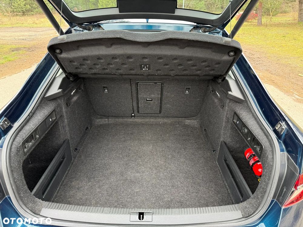 Skoda Superb 2.0 TDI SCR Ambition - 14