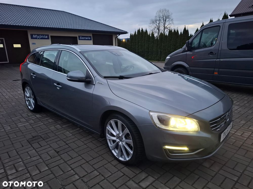 Volvo V60 D6 Twin Engine Geartronic Summum - 3