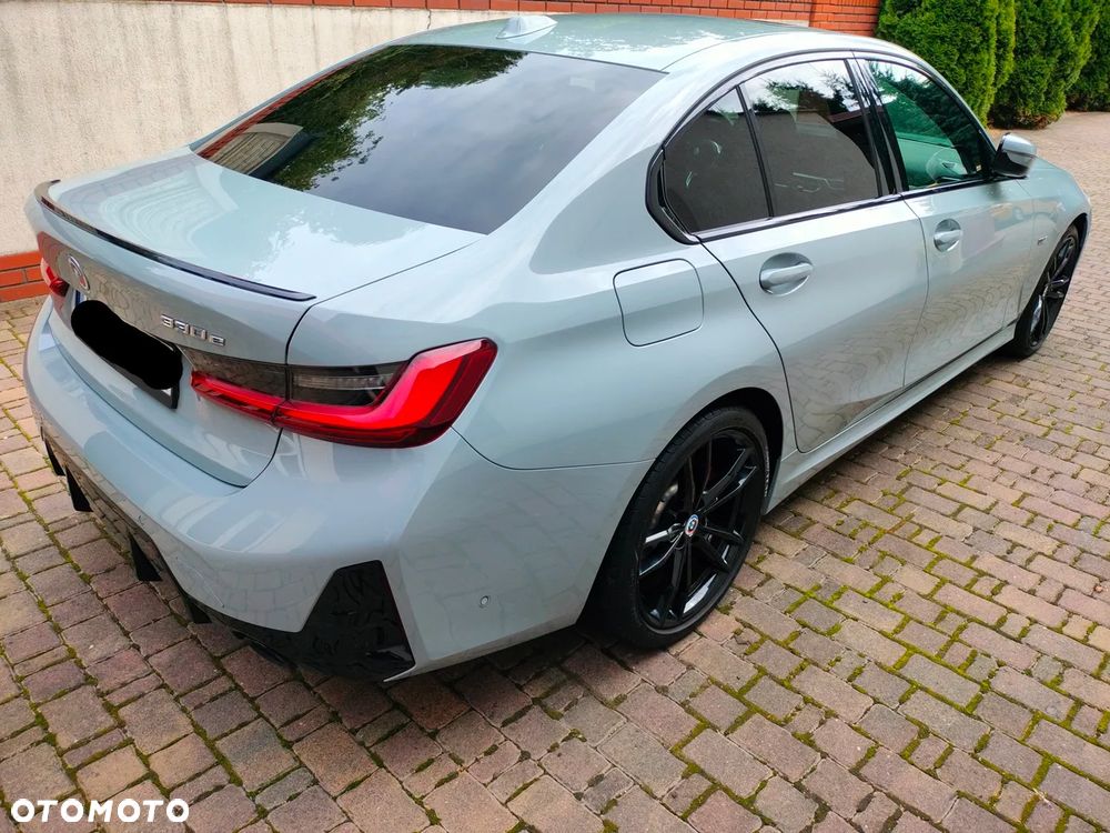BMW Seria 3 330e M Sport - 6