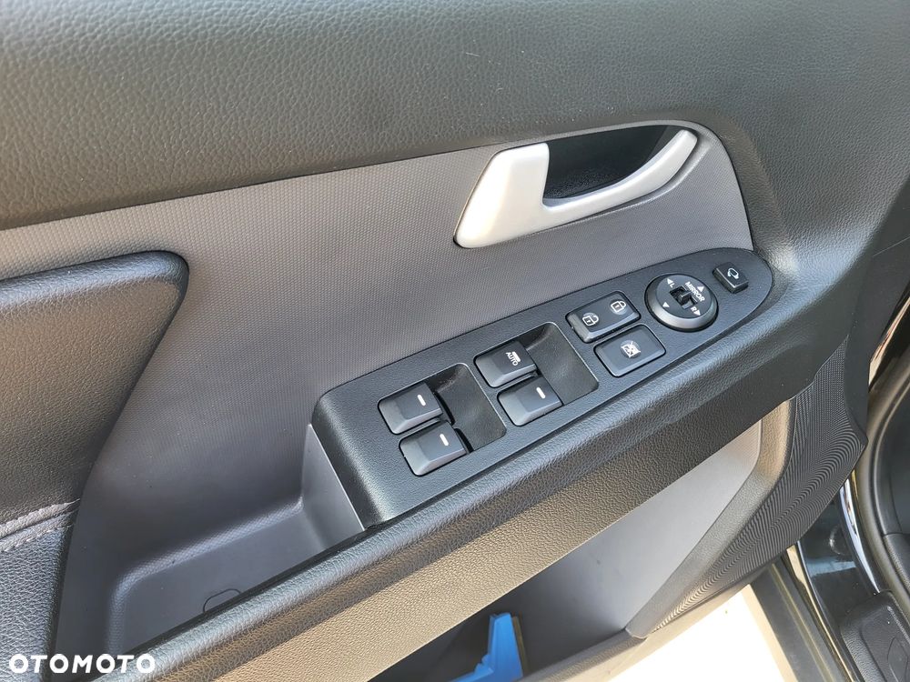 Kia Sportage 1.7 CRDI Business Line M 2WD - 11