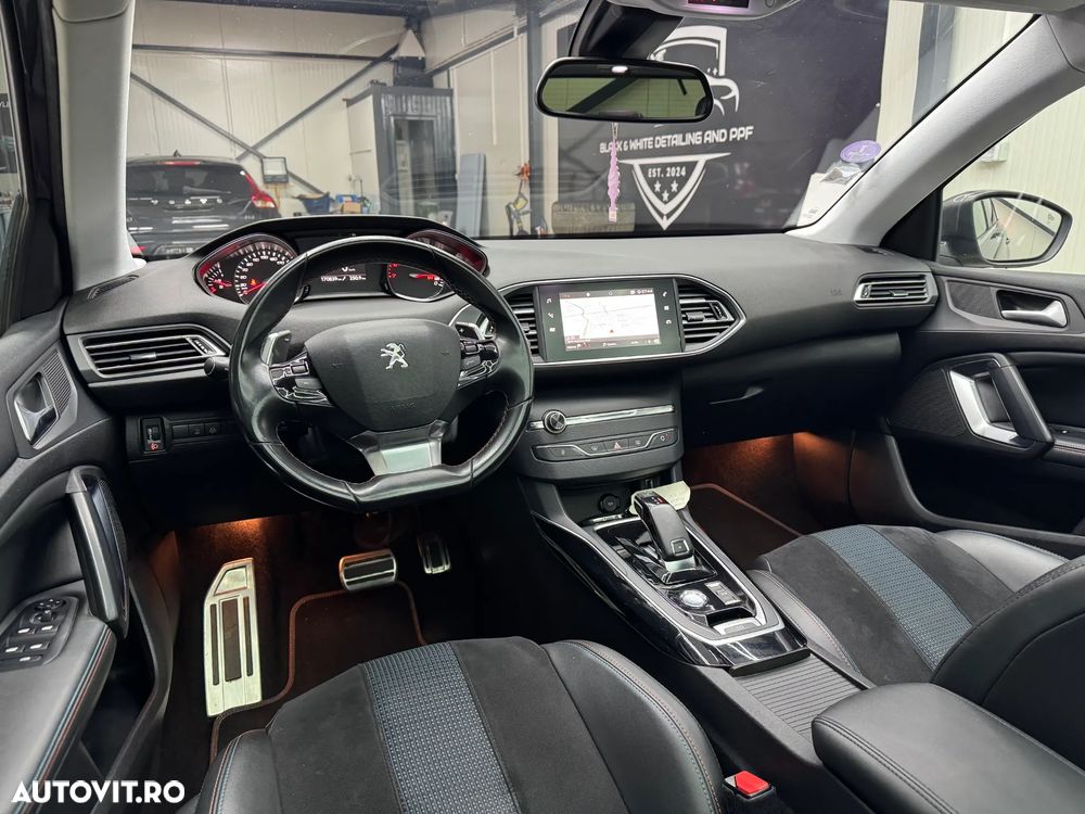 Peugeot 308 PureTech 130 GPF EAT8 Stop & Start Tech Edition - 15