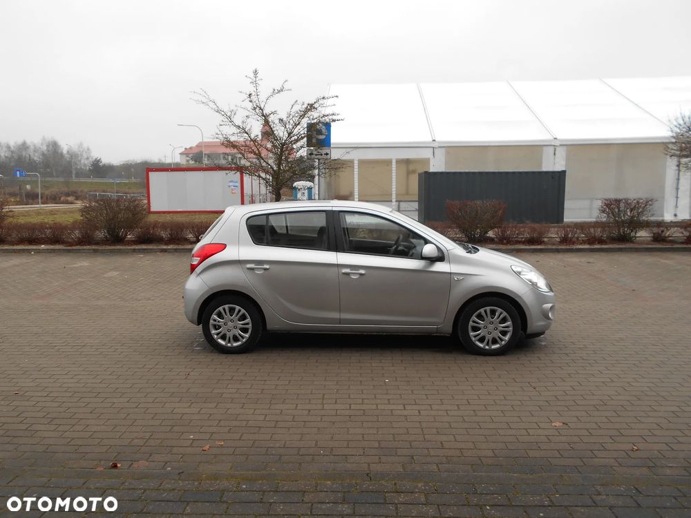 Hyundai i20 1.4 Comfort - 4
