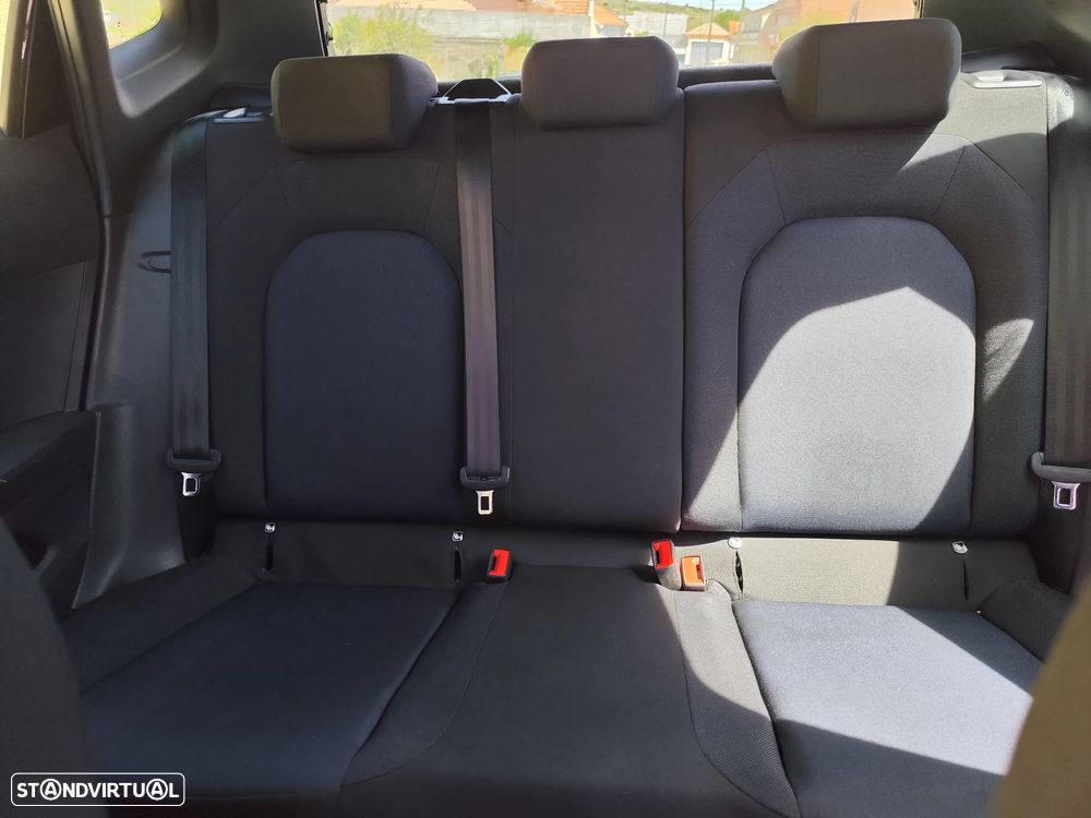 SEAT Arona 1.0 TSI FR - 19