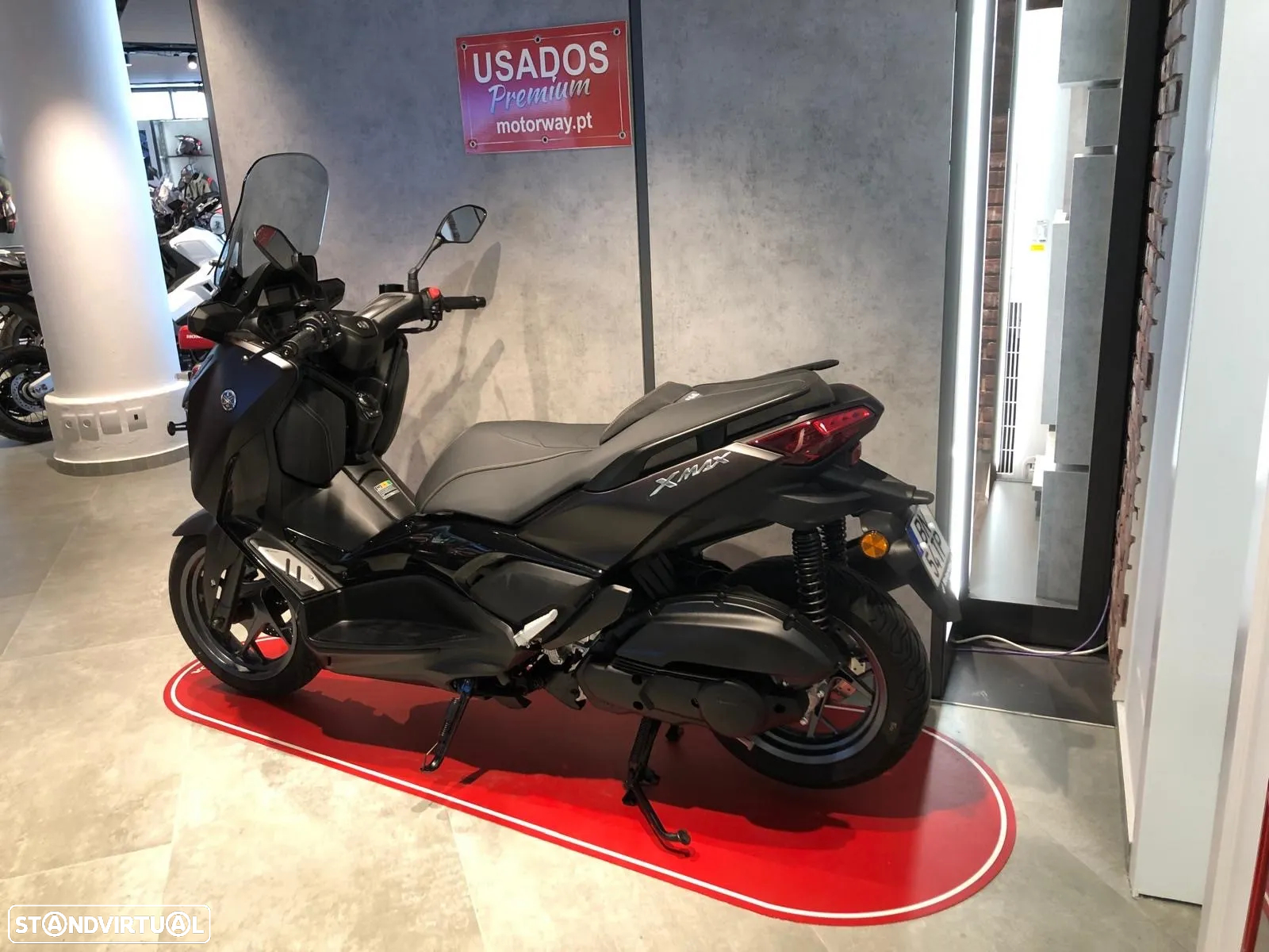 Yamaha X-Max - 3