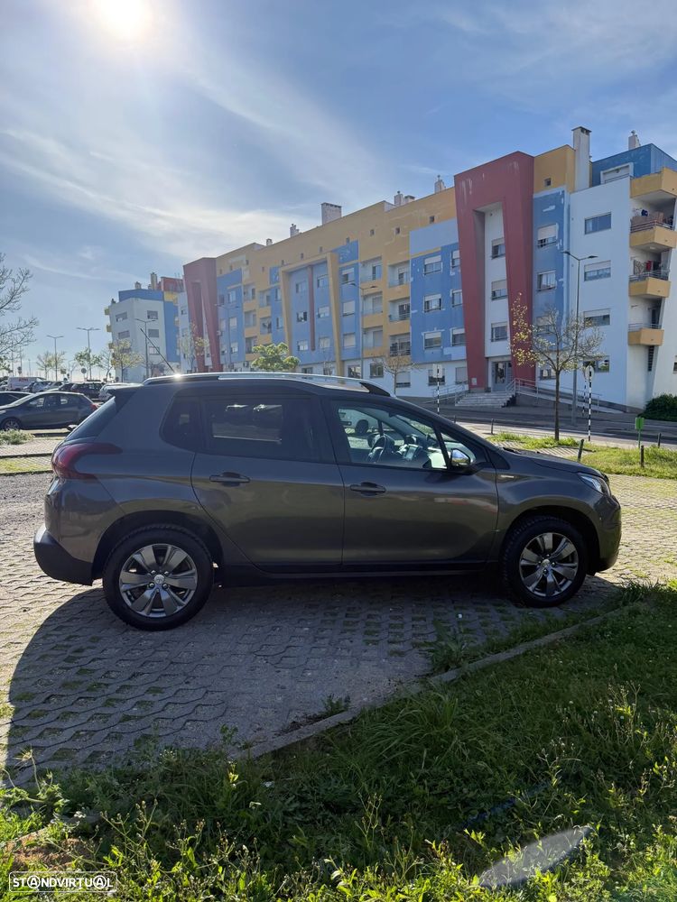 Peugeot 2008 1.2 PureTech Style - 2