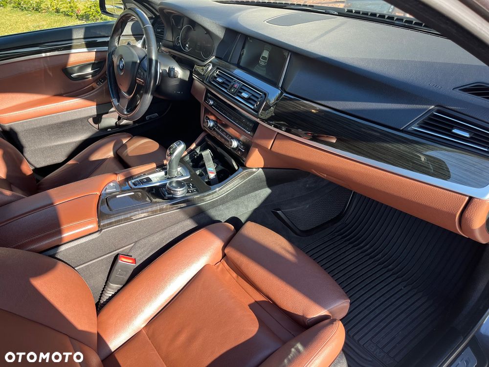 BMW Seria 5 530d xDrive - 37