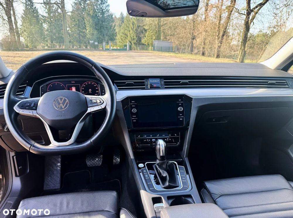 Volkswagen Passat 2.0 TDI SCR DSG - 24