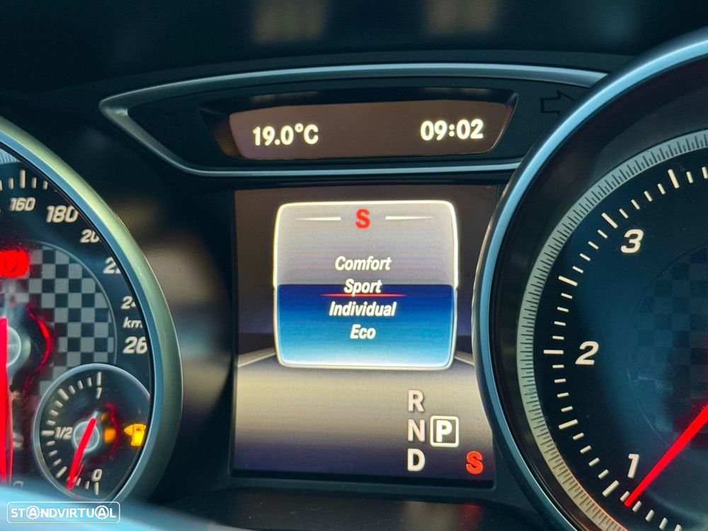 Mercedes-Benz A 180 d AMG Line Aut. - 53