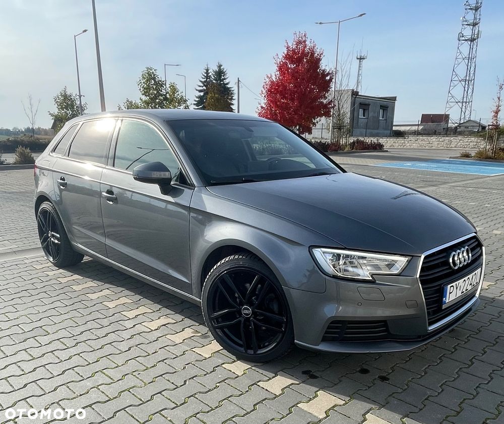 Audi A3 Sportback - 1