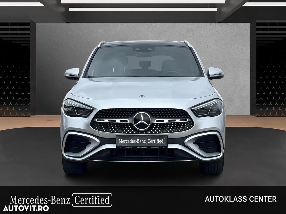 Mercedes-Benz GLA - 10