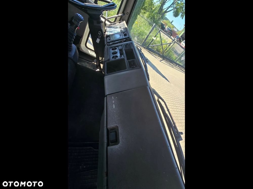 Volvo FL6 - 10