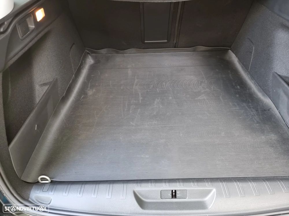 Peugeot 308 SW 1.6 BlueHDi Style - 22