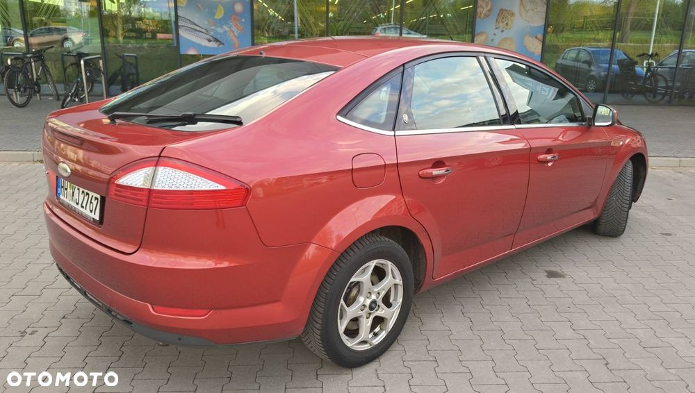 Ford Mondeo 2.3 Ghia - 9