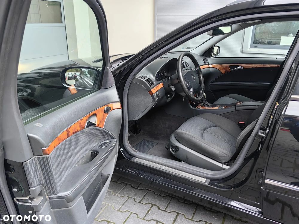 Mercedes-Benz Klasa E - 11