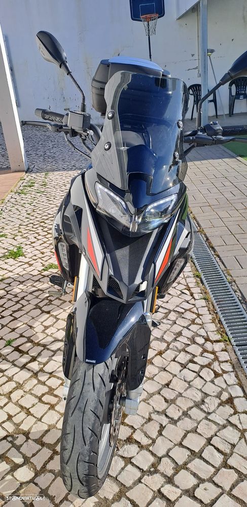 Benelli TRK 251 - 10