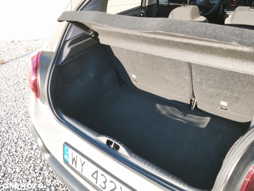 Citroën C3 1.2 PureTech Shine - 26