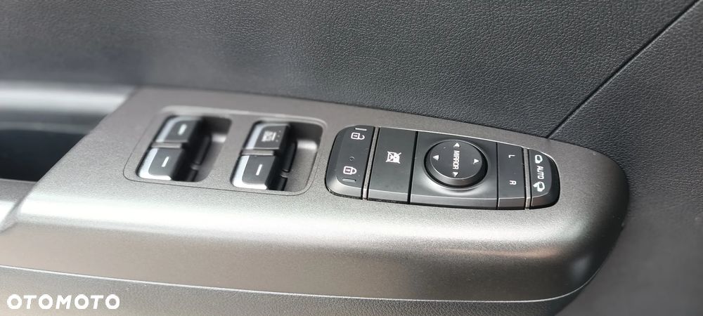 Kia Sportage 1.6 T-GDI M 4WD - 17
