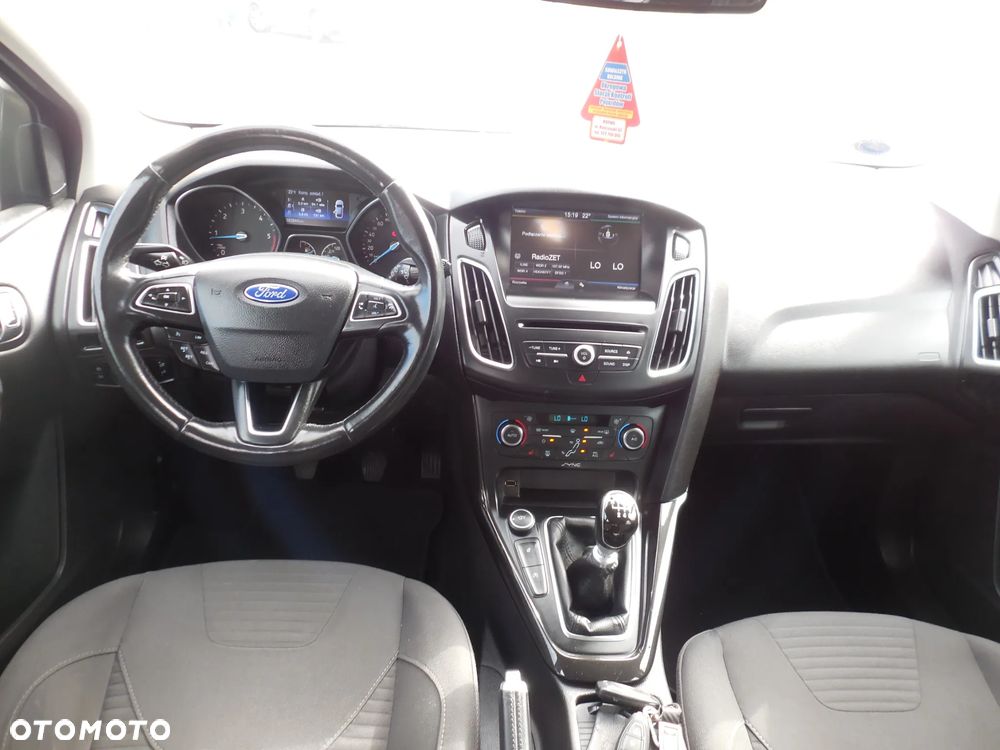 Ford Focus - 13