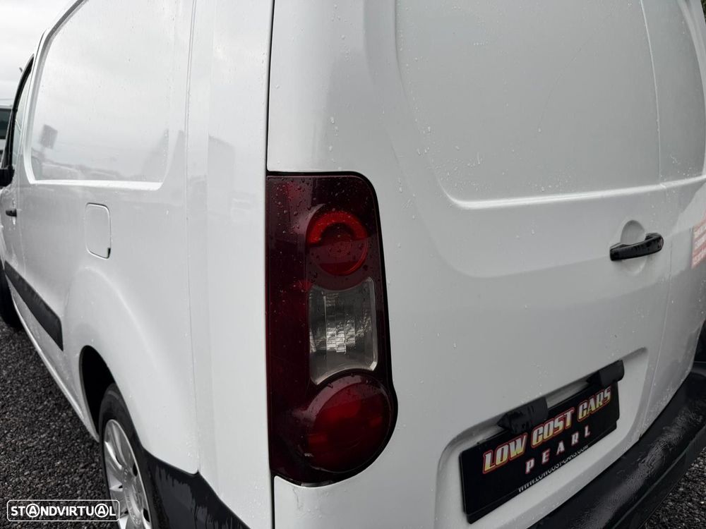 Citroën Berlingo 1.6 HDi 800 Longo Club - 27