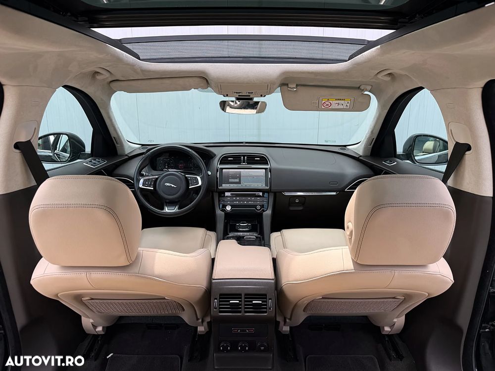 Jaguar F-Pace 20d AWD Portfolio - 6