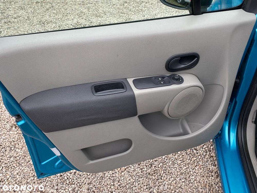 Renault Modus 1.2 16V Privilege - 31