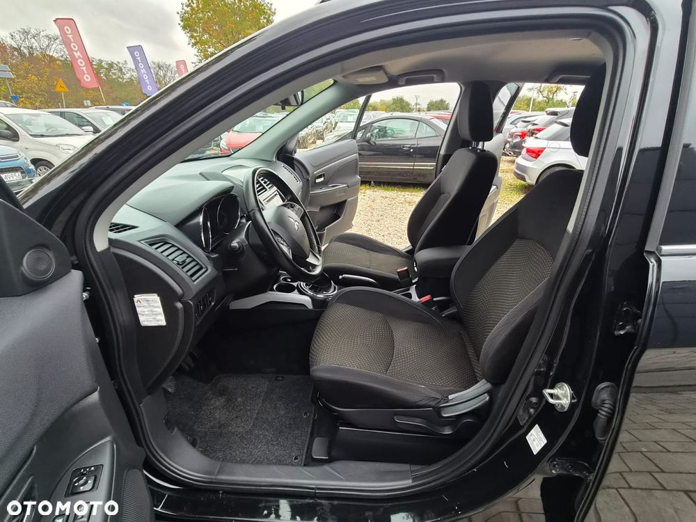 Mitsubishi ASX - 25